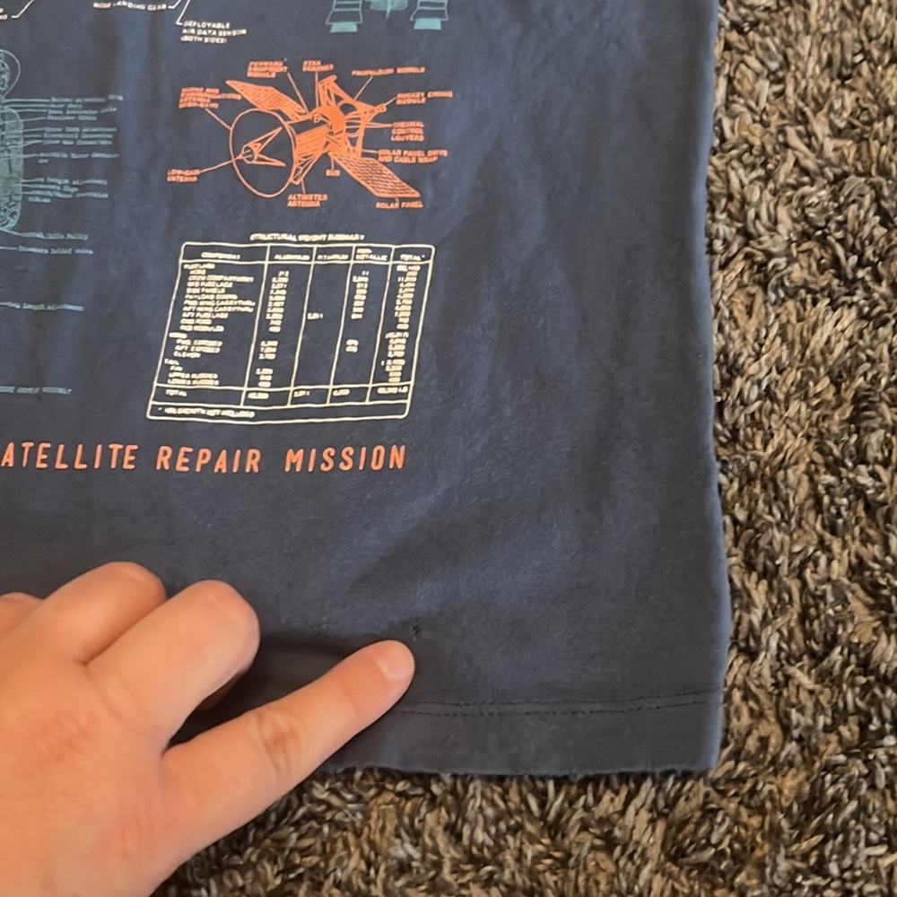 Carter’s Tee - Picture 3 of 3